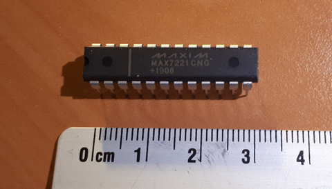 MAX7221 7 segment display controller